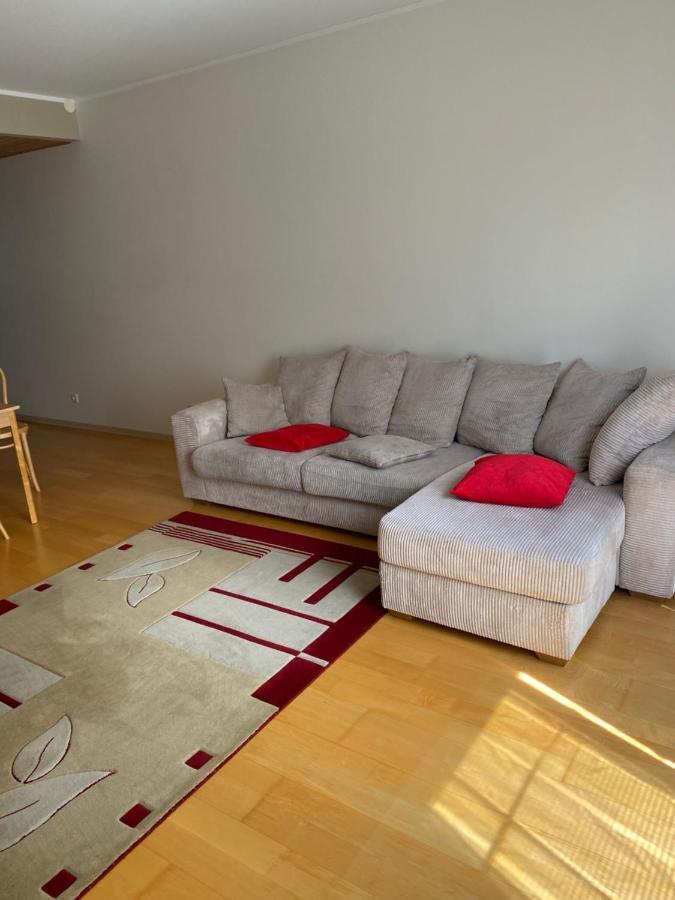 Kuressaare Tallinn Street Apartments Екстериор снимка