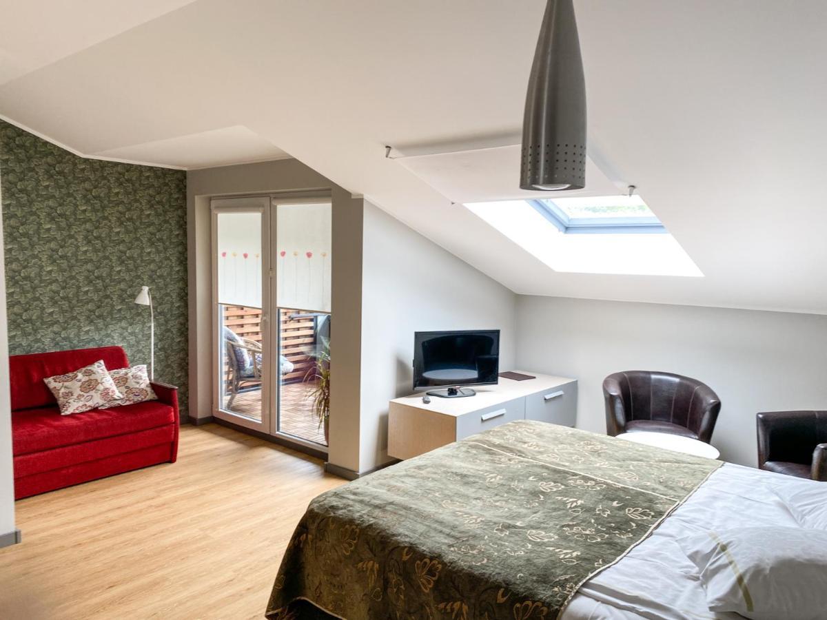 Kuressaare Tallinn Street Apartments Екстериор снимка