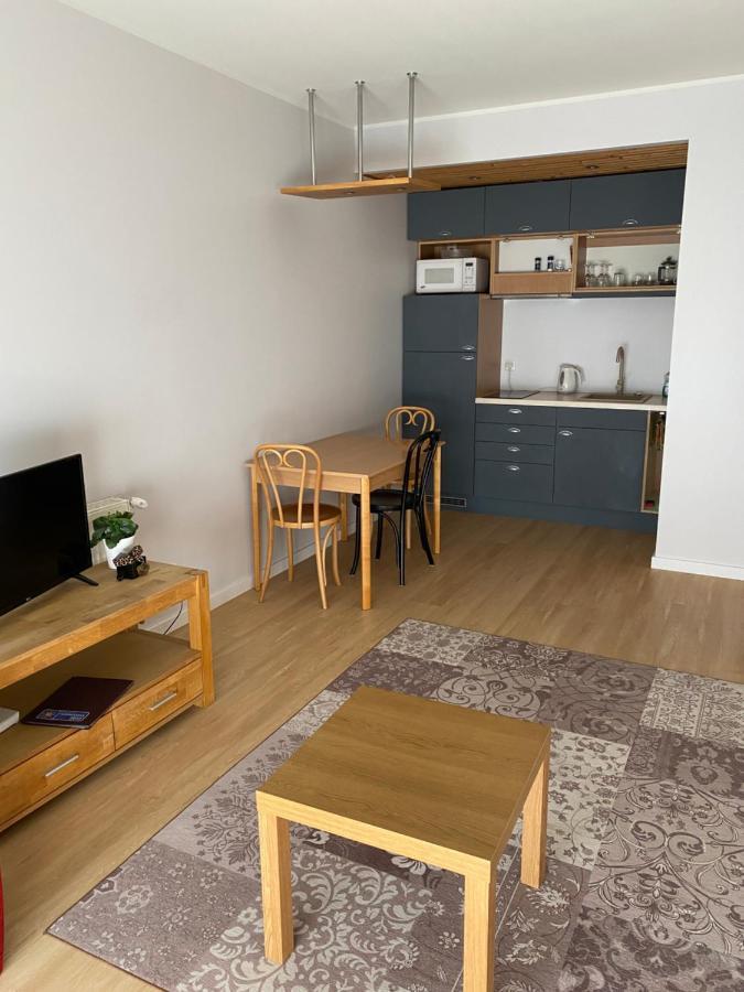 Kuressaare Tallinn Street Apartments Екстериор снимка
