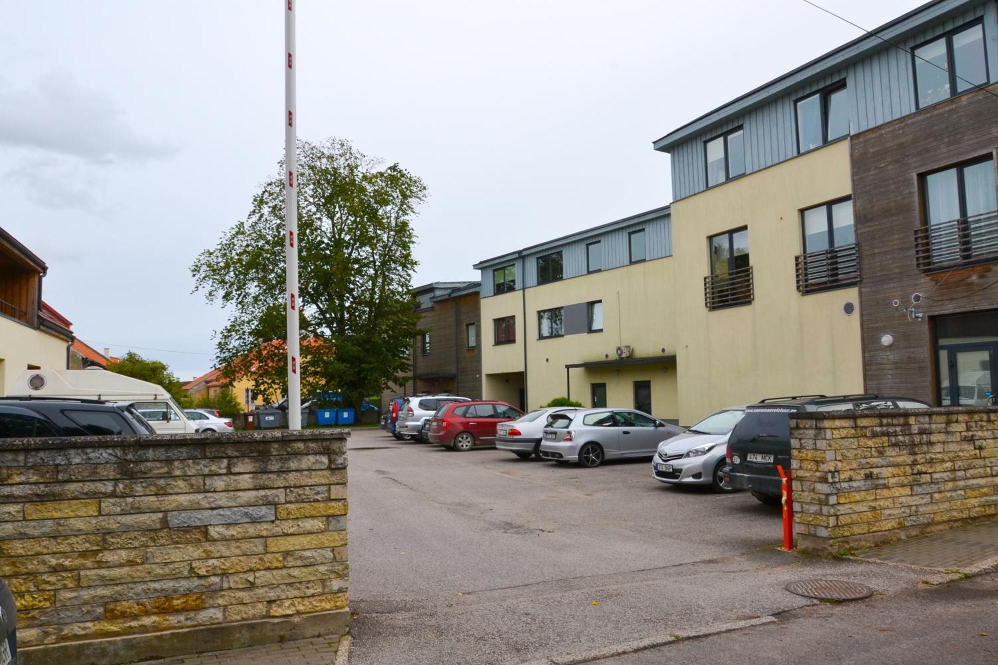 Kuressaare Tallinn Street Apartments Екстериор снимка